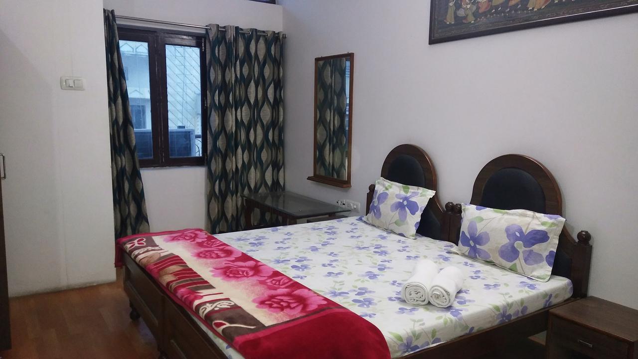 Ishan Paying Guest House 바라나시 외부 사진