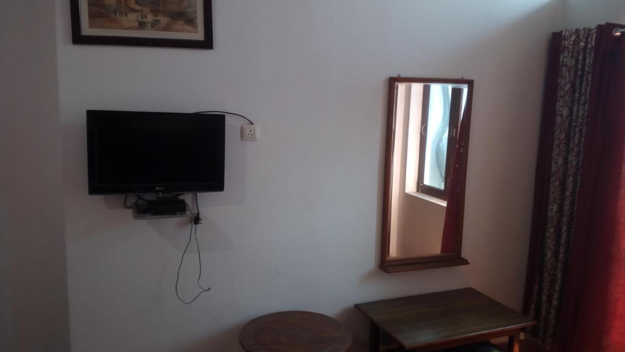 Ishan Paying Guest House 바라나시 외부 사진